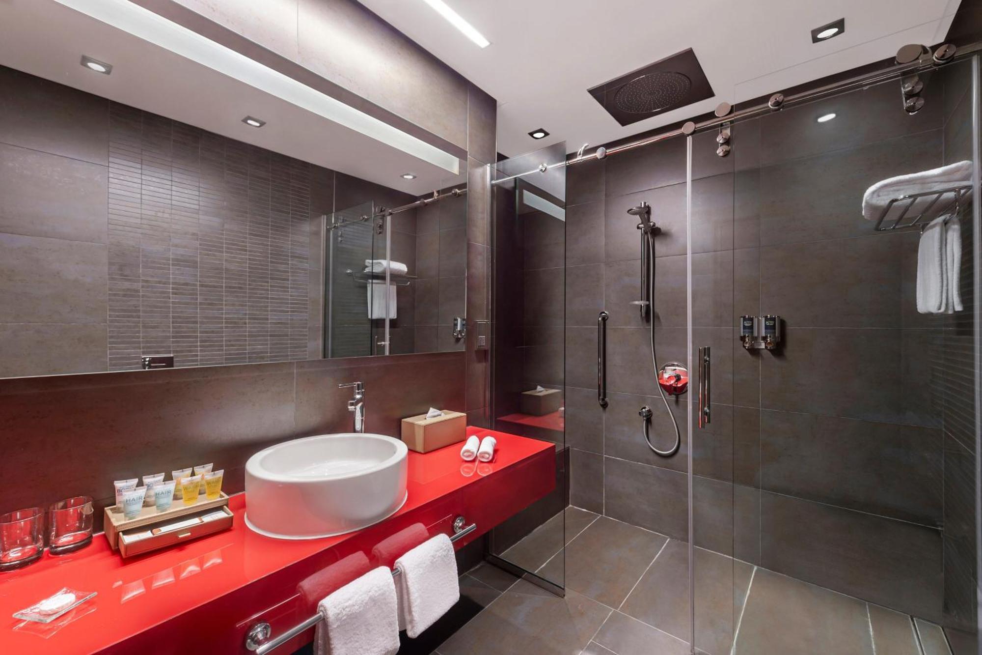 Four Points By Sheraton Доха Экстерьер фото